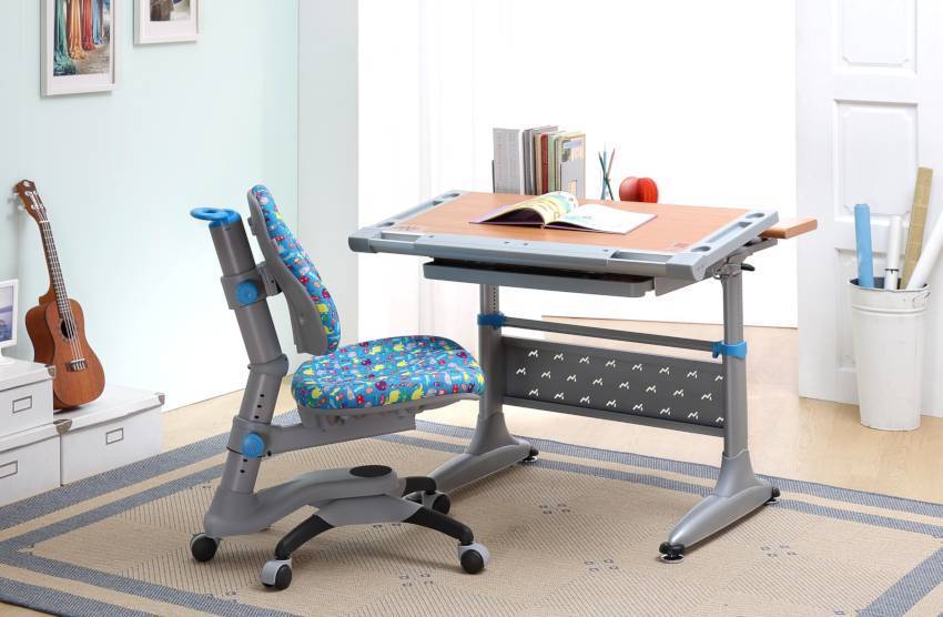 Ортопедическое кресло: как обезопасить свой позвоночник от нагрузок