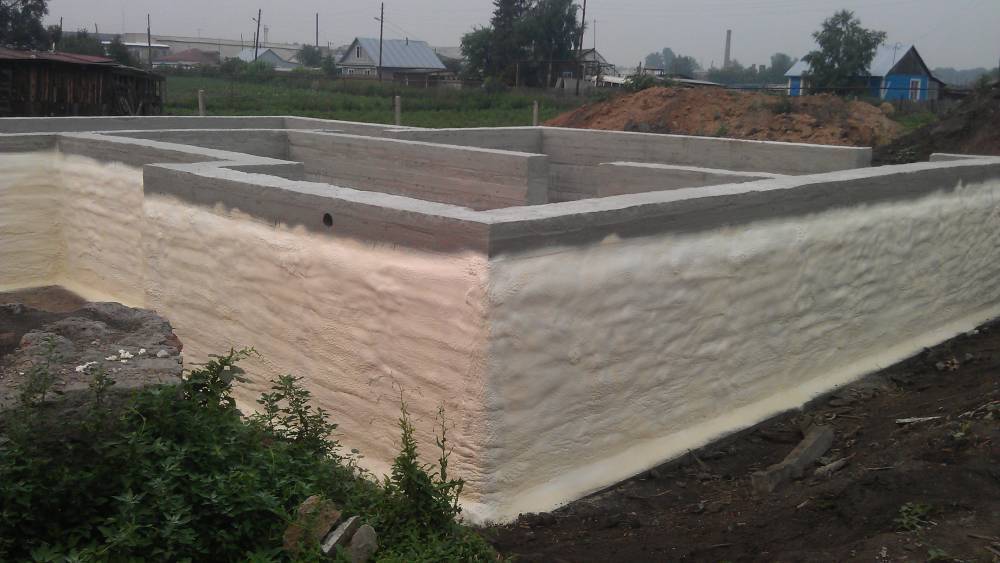 Утепление цоколя фундамента снаружи: каких ошибок нужно избегать