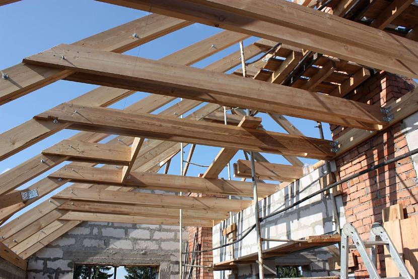 Стропила своими руками: особенности монтажа