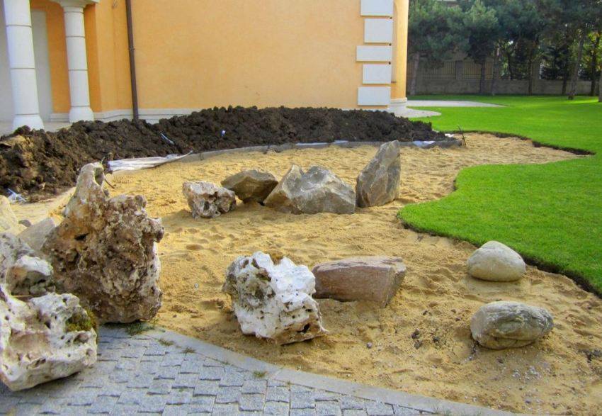 Альпийская горка с камнями на даче своими руками: фото рокариев с пошаговой инструкцией