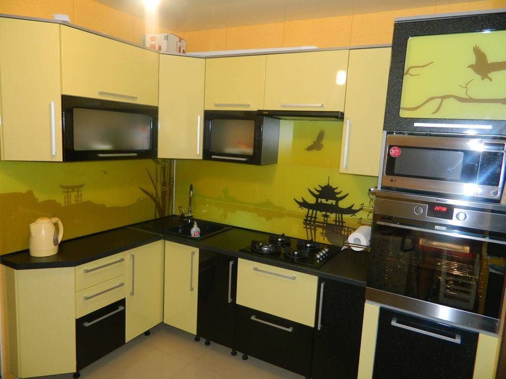 Фартуки для кухни, скинали: фото лучших дизайнерских идей