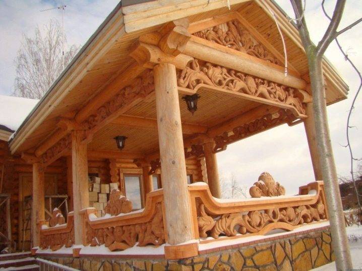Беседка из бревна: многофункциональный элемент ландшафтного дизайна