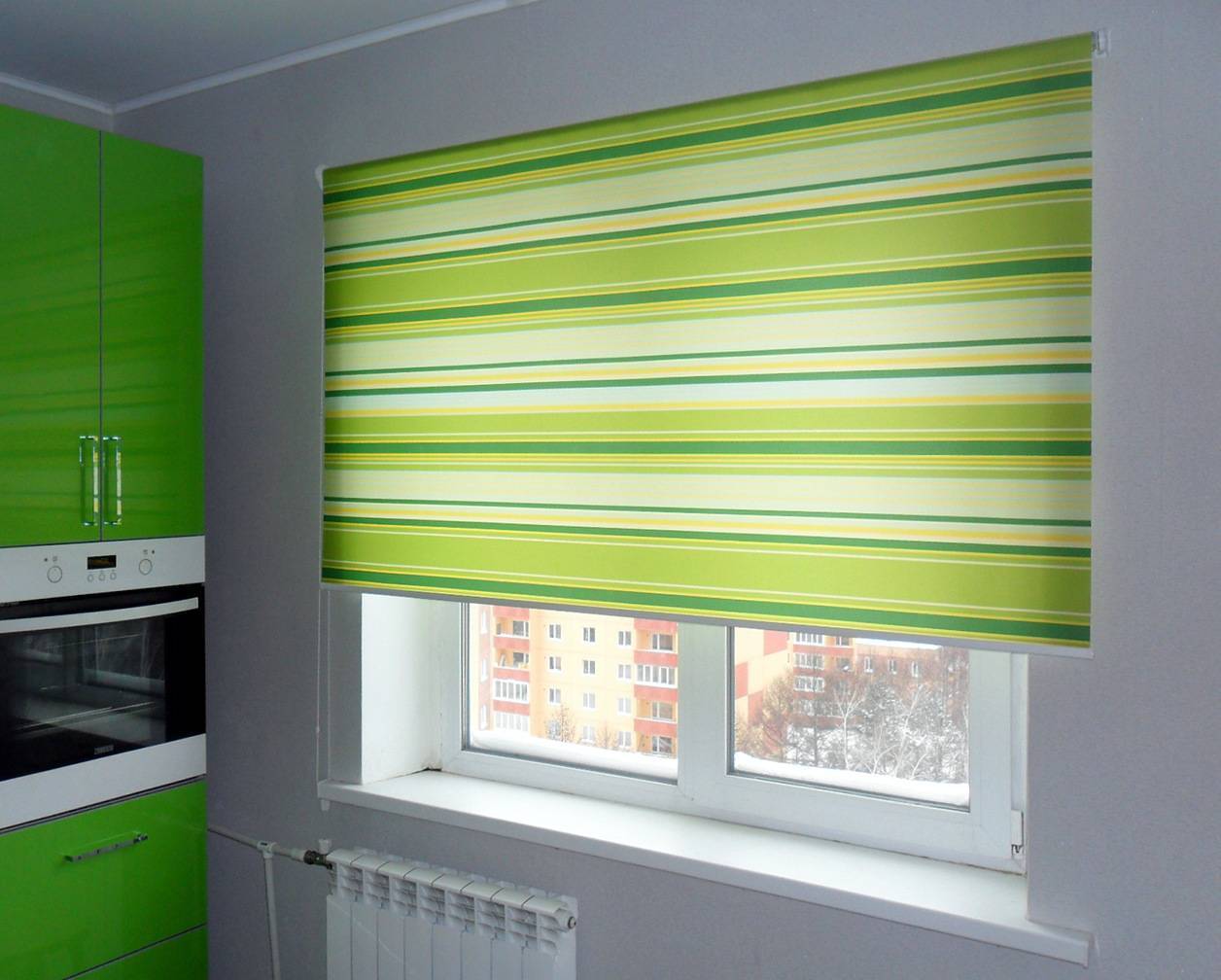 Жалюзи на кухню: стильный элемент декора в современном интерьере