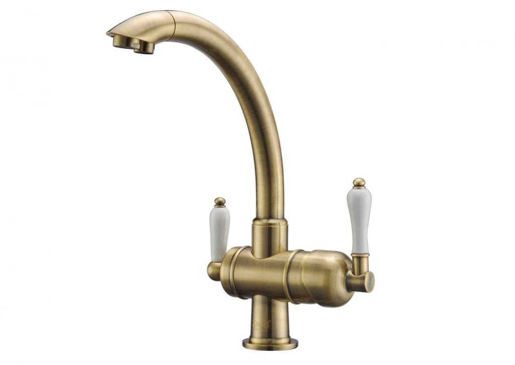 Как выбрать смеситель для кухни: виды и особенности