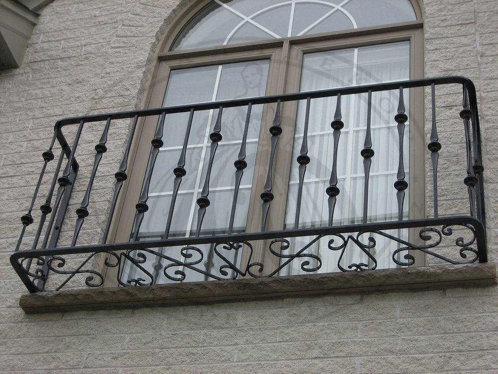 Французский балкон: фото вариантов оформления от классики до современной интерпретации