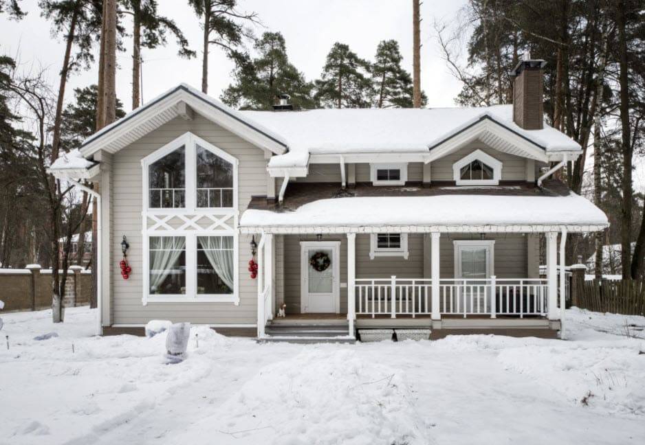 Крыльцо деревянного дома. Фотогалерея от профессионалов