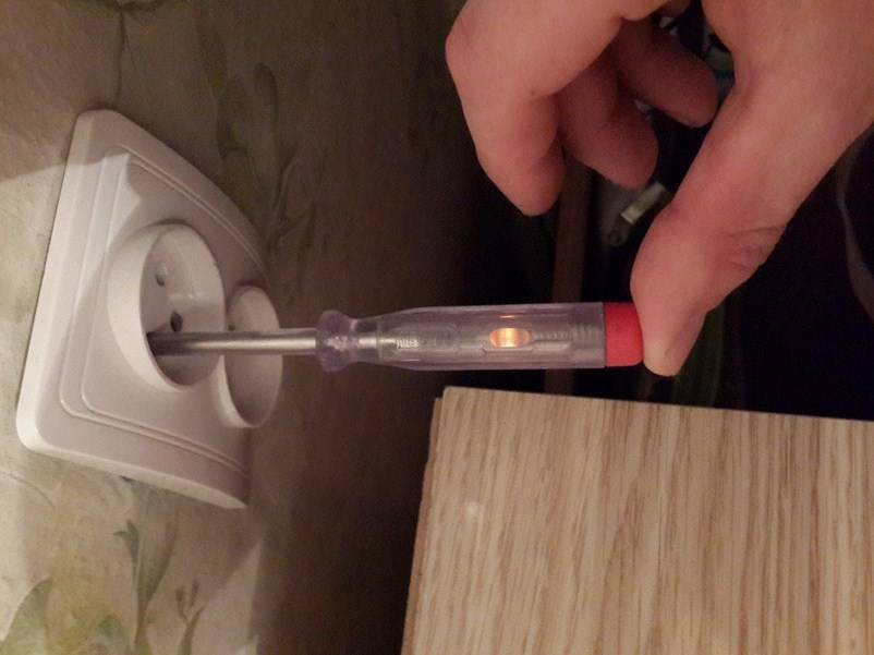 Как пользоваться индикаторной отверткой: основные действия и безопасность