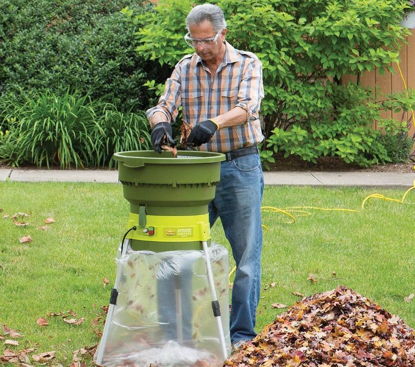 Садовый измельчитель для травы и веток: помощник для ухода за участком