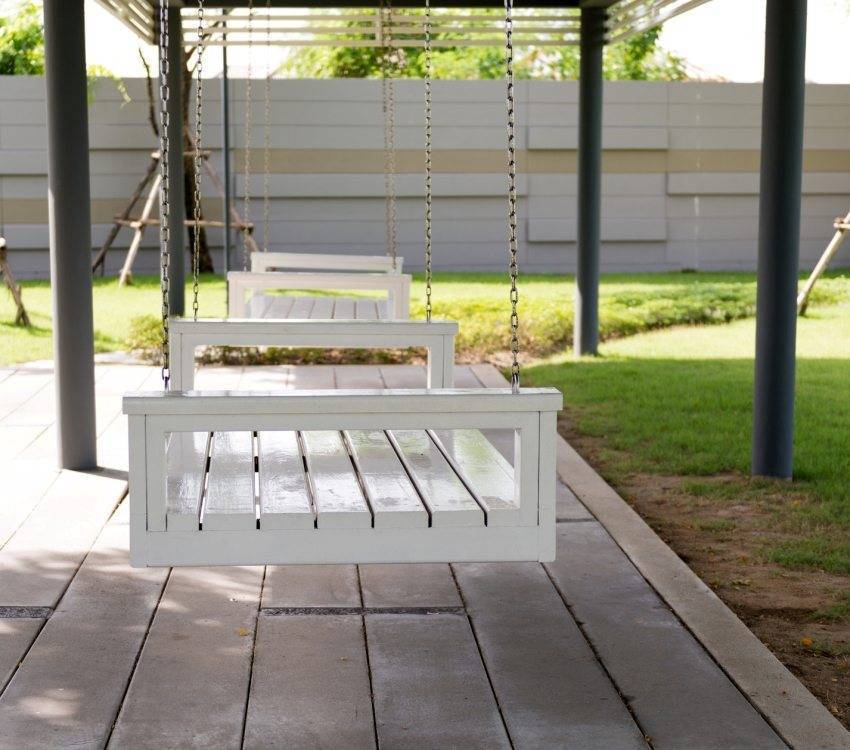 Садовые качели из дерева своими руками: фото и чертежи, размеры и рекомендации по изготовлению