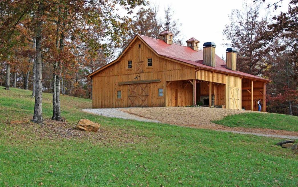 Крыльцо деревянного дома. Фотогалерея от профессионалов