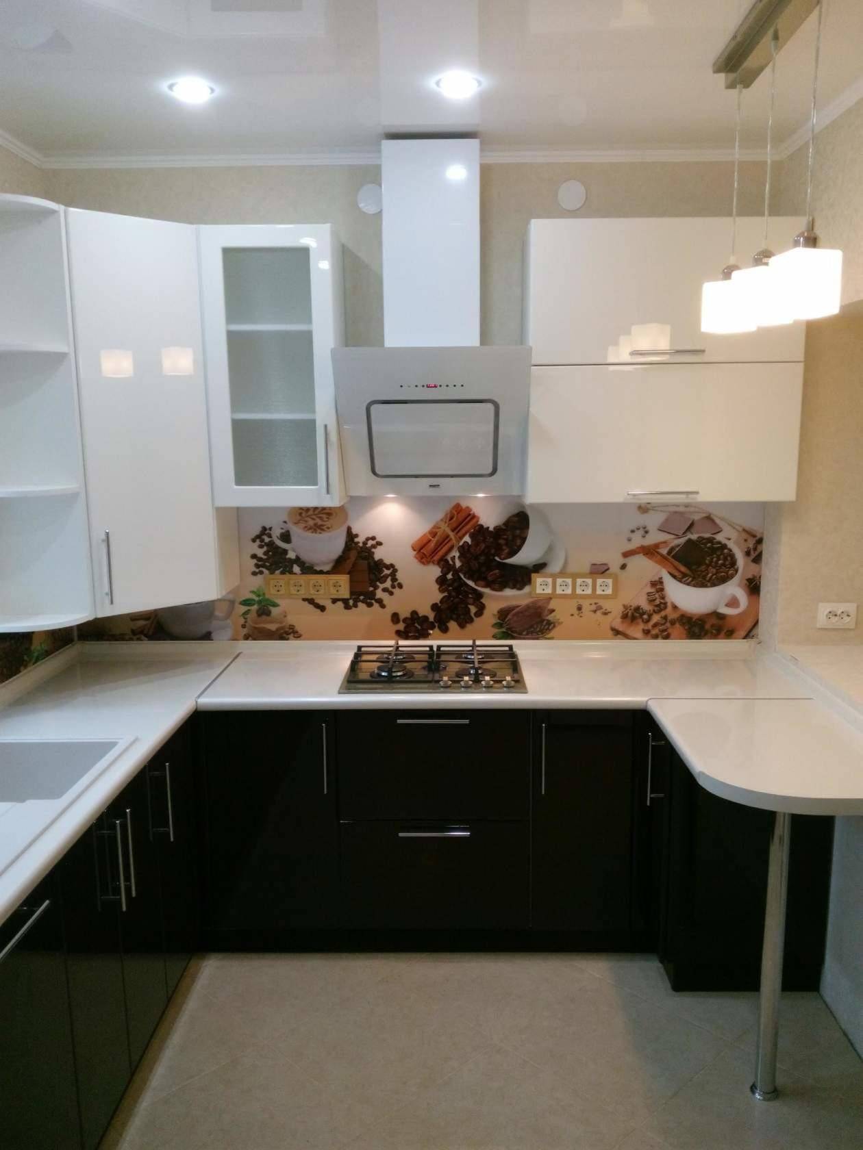 Фартуки для кухни, скинали: фото лучших дизайнерских идей