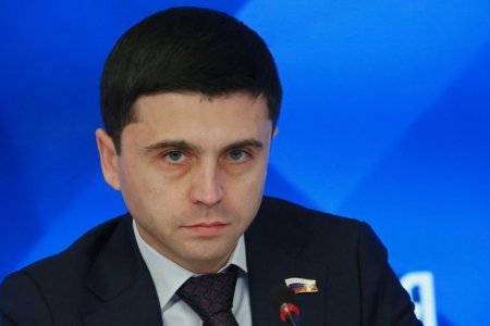 Алюминиевая дверь: разнообразие входных и межкомнатных конструкций