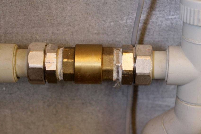 Кран Маевского: устройство, принцип работы и обзор типовых схем установки