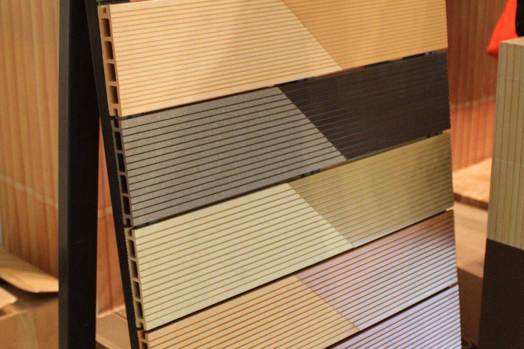 Полимерная террасная доска: виды и основные правила укладки