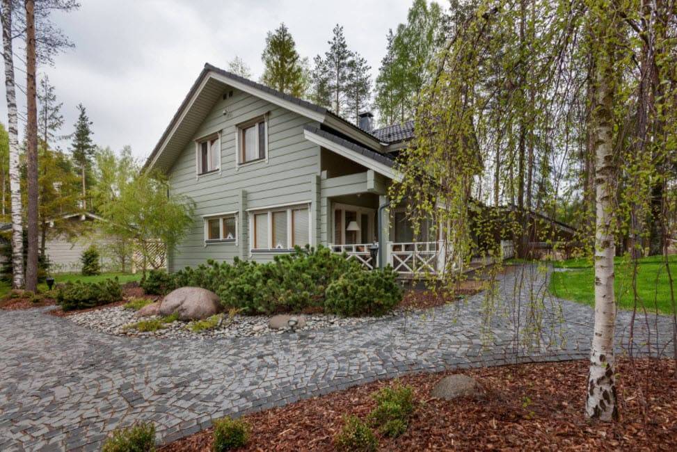 Крыльцо деревянного дома. Фотогалерея от профессионалов