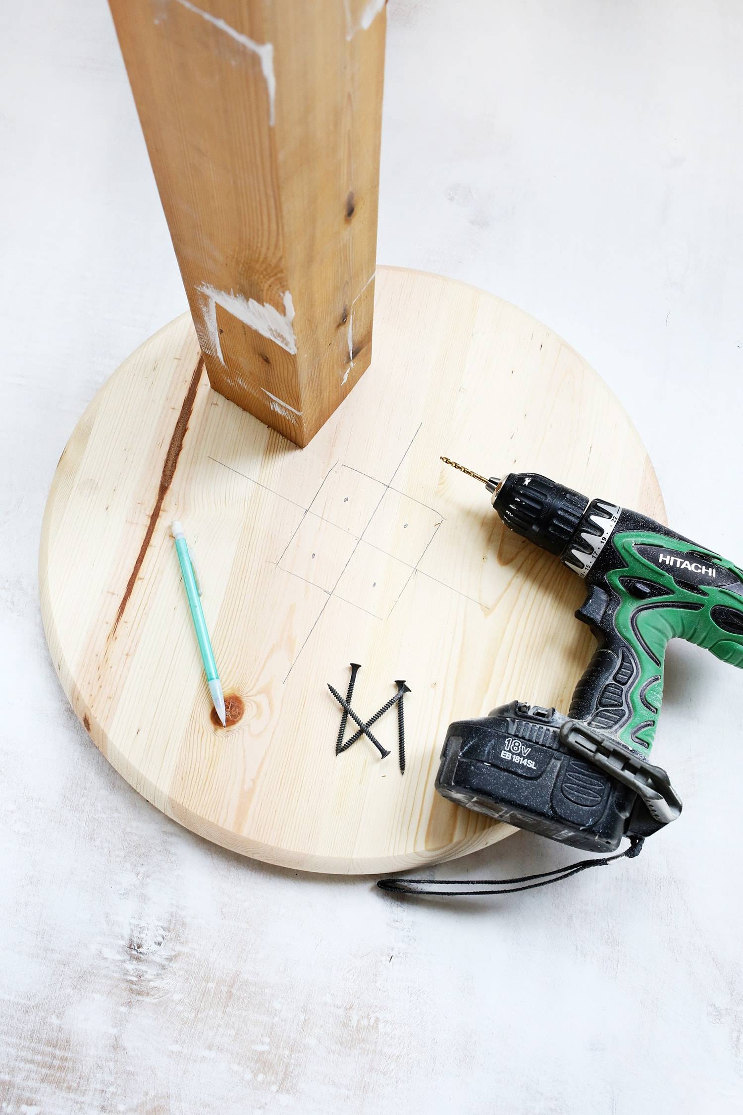 Когтеточка для кошек своими руками: основной способ уберечь поверхности в доме