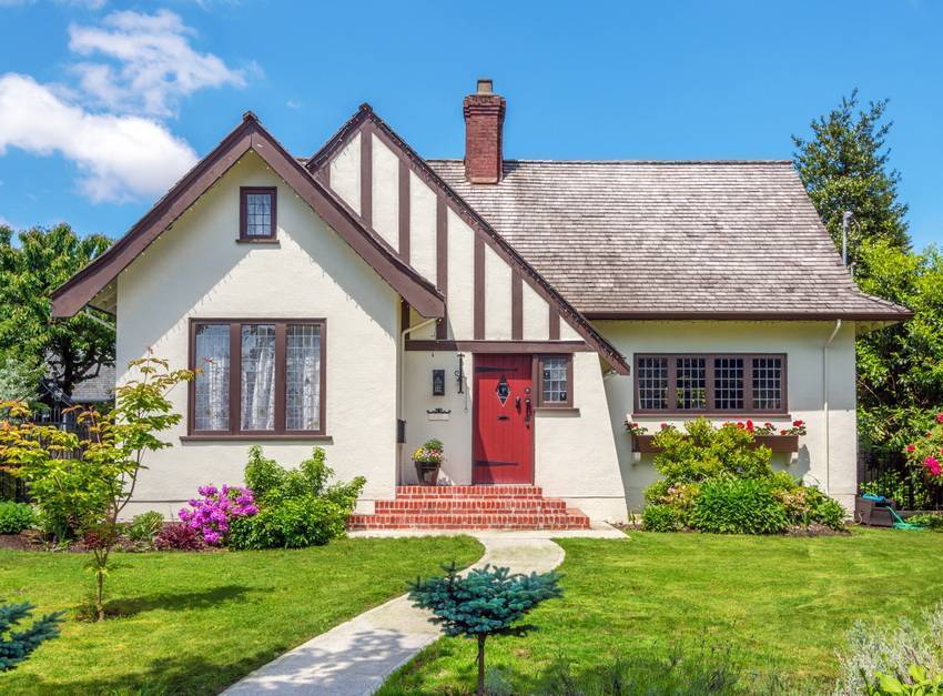 Коттедж: фото привлекательных загородных домов в разных стилях