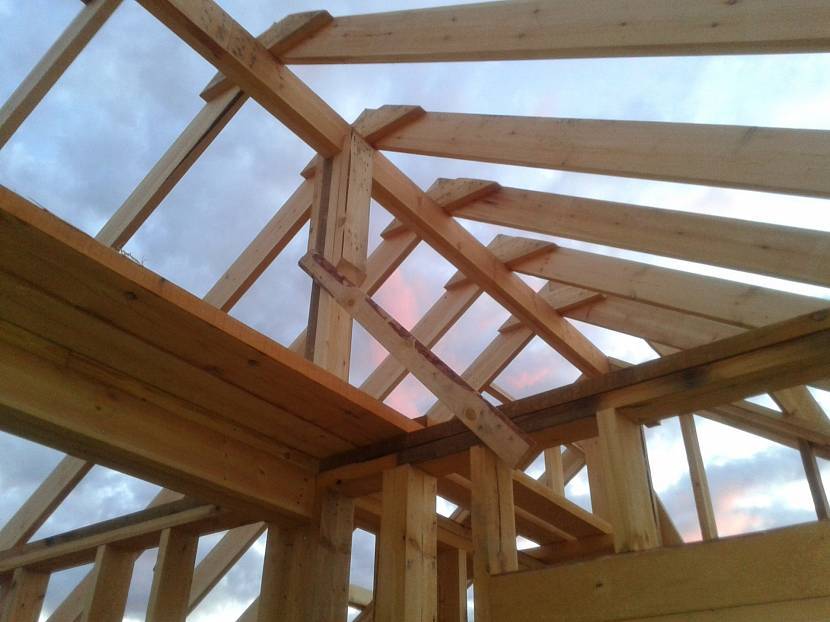 Стропила своими руками: особенности монтажа