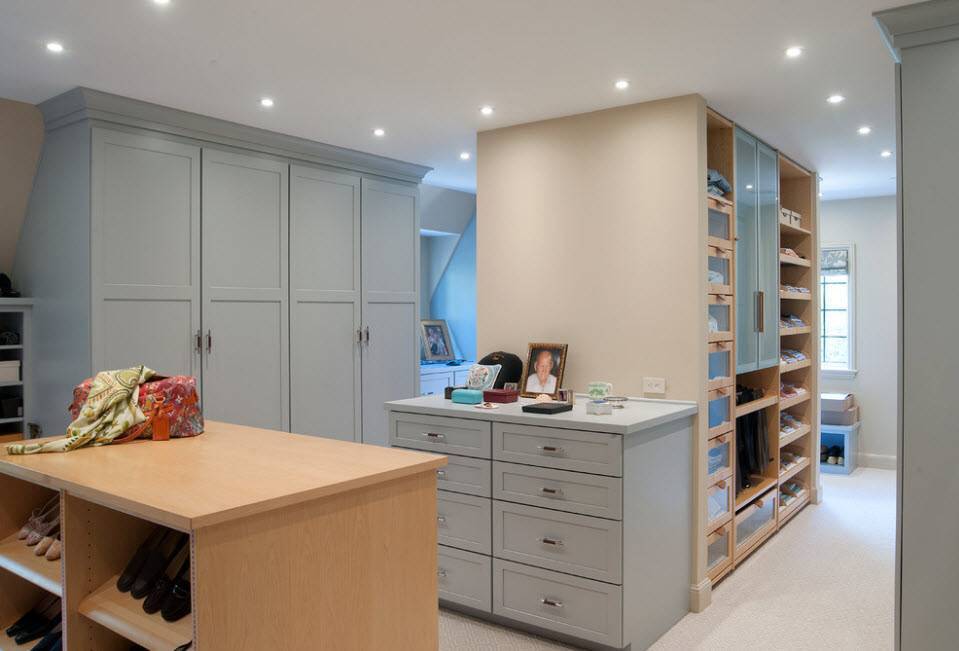 Перегородки для зонирования пространства в комнате: специфичность применения