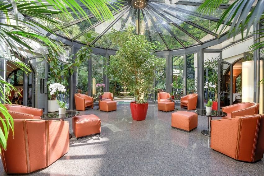 Зимний сад в частном доме и квартире: рекомендации по созданию и содержанию