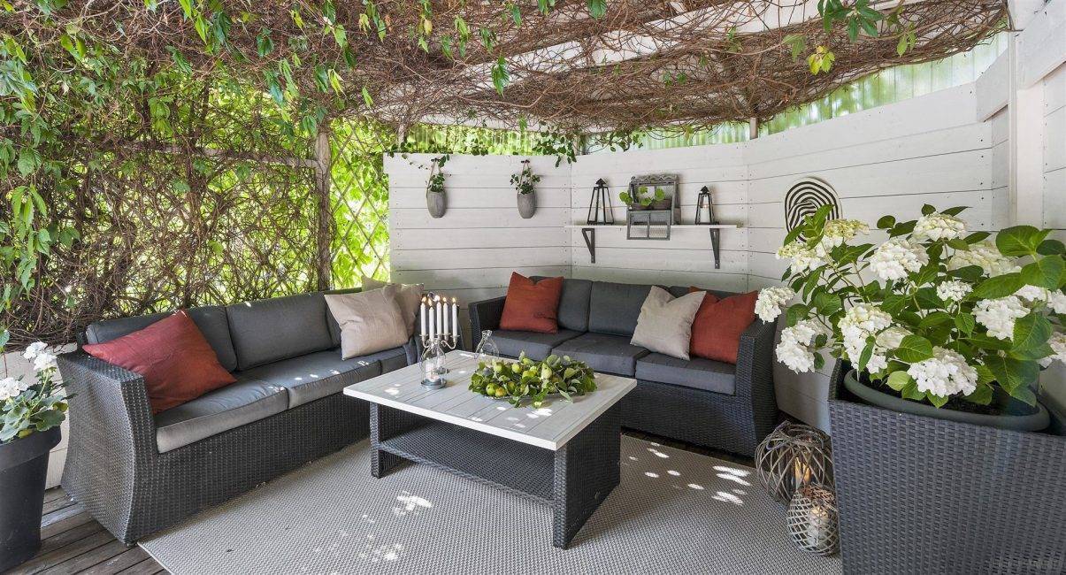 Проект одноэтажного дома с террасой: современные идеи и дизайнерские решения