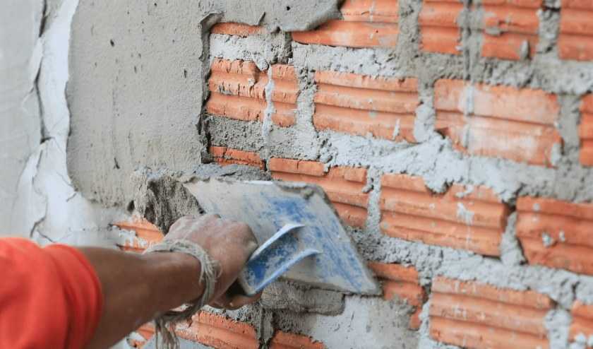 Штукатурка стен своими руками: подготовка и процесс отделки