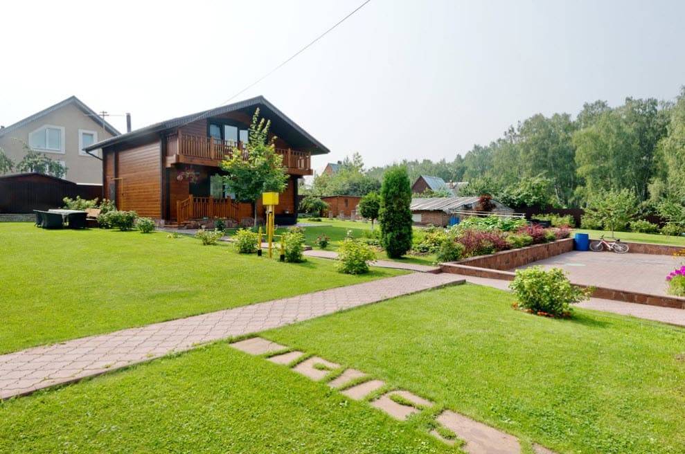 Крыльцо деревянного дома. Фотогалерея от профессионалов