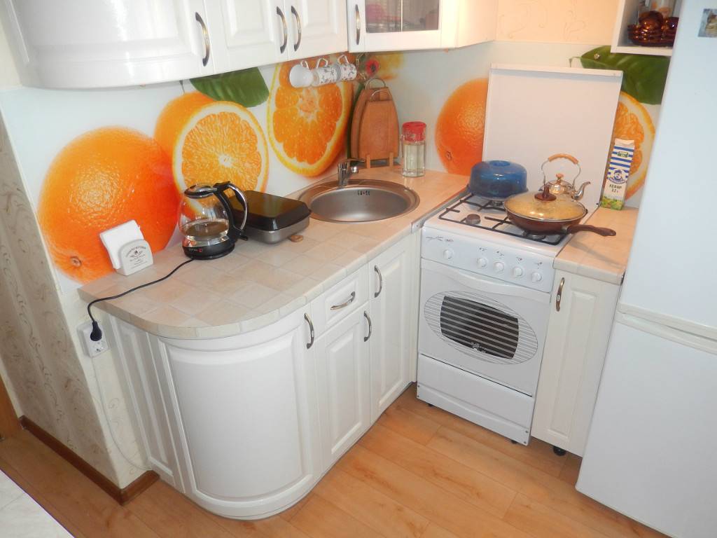 Фартуки для кухни, скинали: фото лучших дизайнерских идей